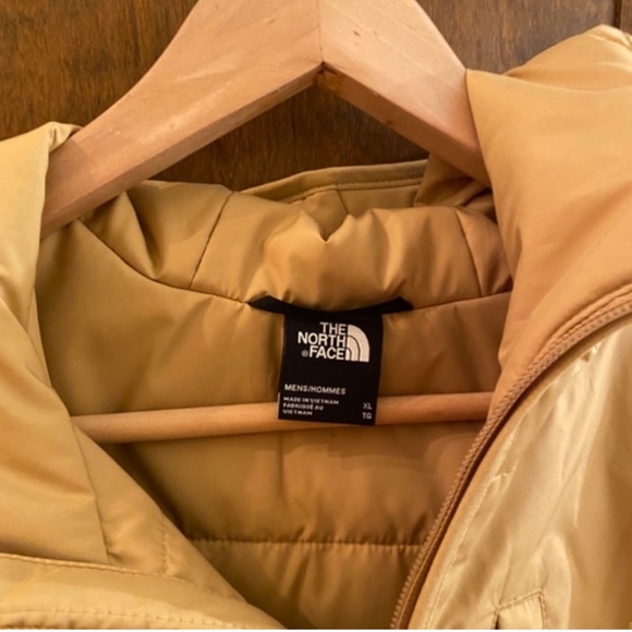 The North Face Men's City Standard Insulated Jacket - Picture 8 of 8